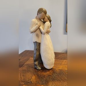 Willow Tree "Promise" 9" Figurine